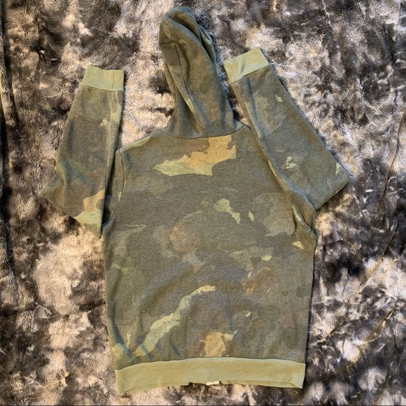 Camo Zip Up Hoodie - Picture 3 of 5